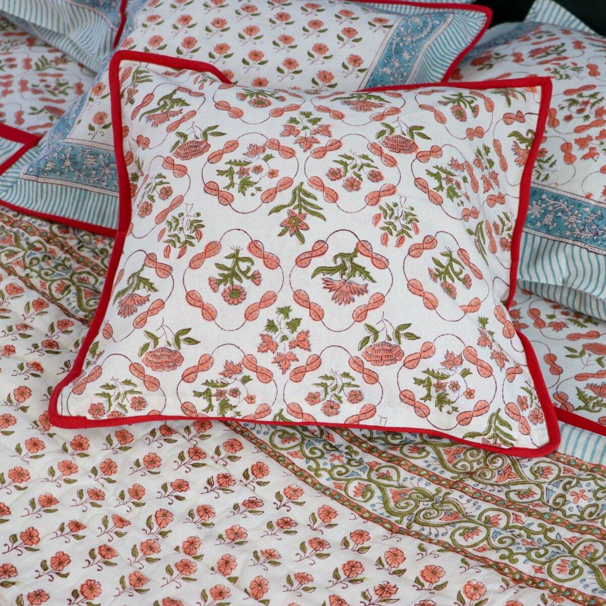 Anokhi set of 6 pink and white quilt 10