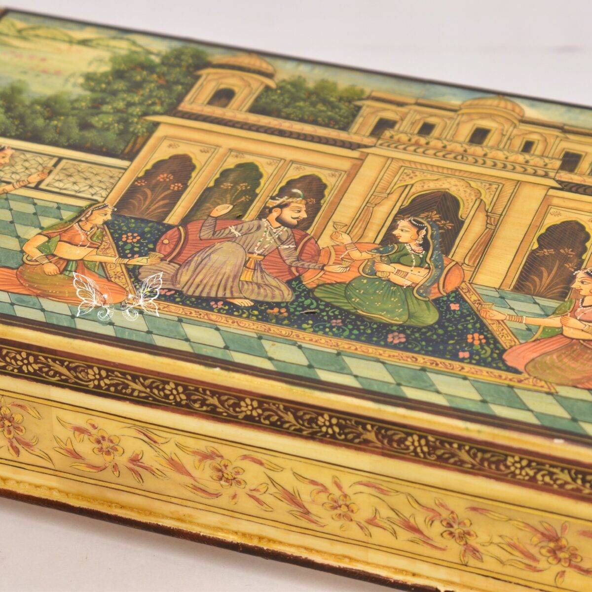 bone hand painted box n8 1