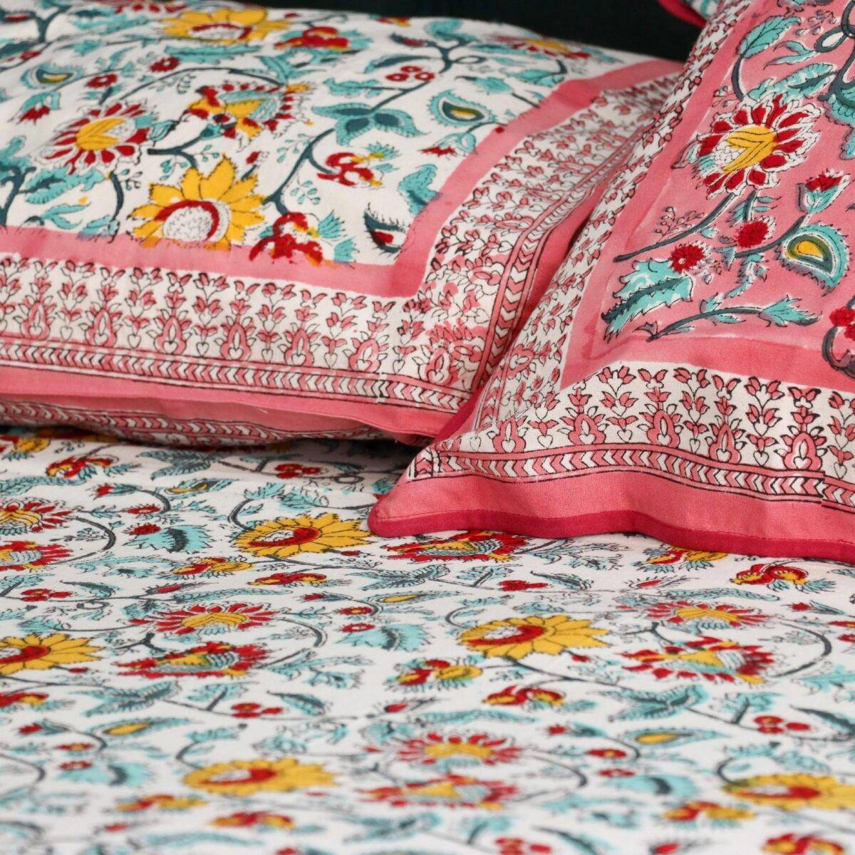 quilts cotton pink and white 1