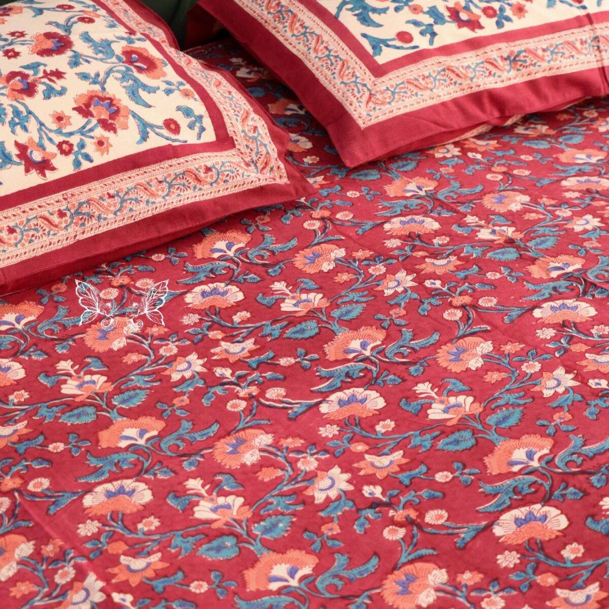 quilts cotton white and red