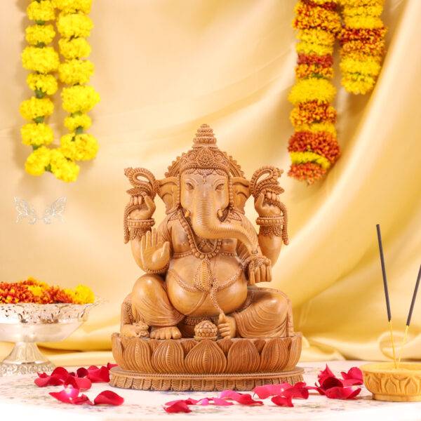 Hand-Carved Wood Ganesha Idol – Divine Artistry in Every Detail