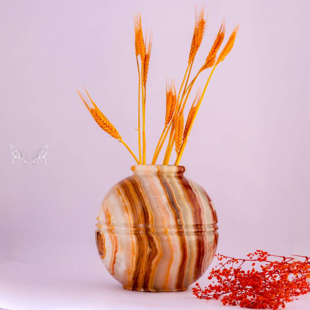 ONYX VASE