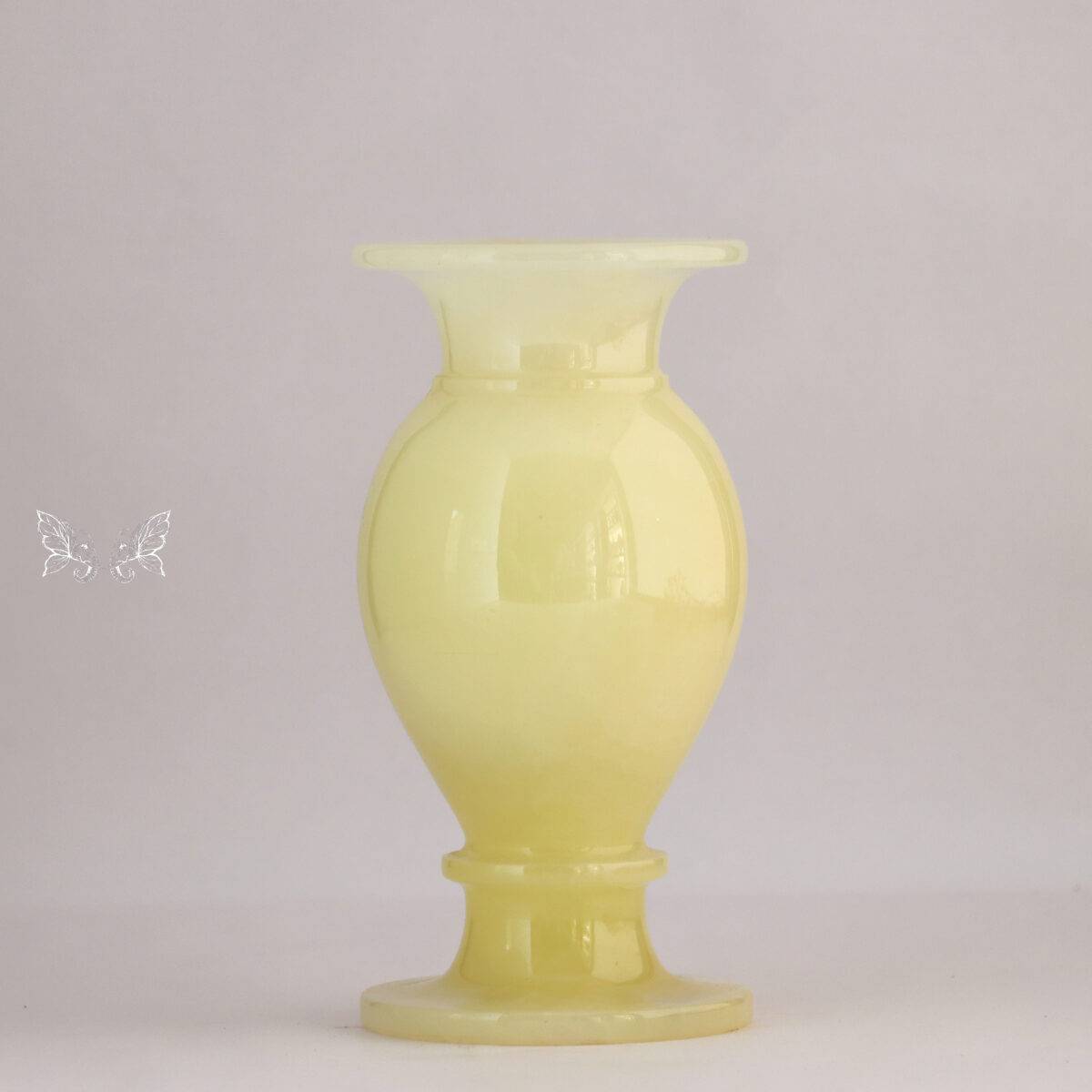 ONYX VASE 39 scaled