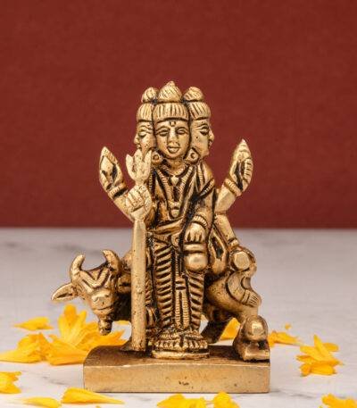 brass-Dattatreya