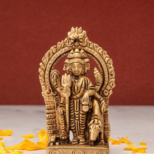 brass-Dattatreya