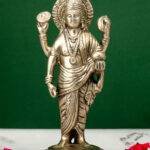 Dhanvantari Idol