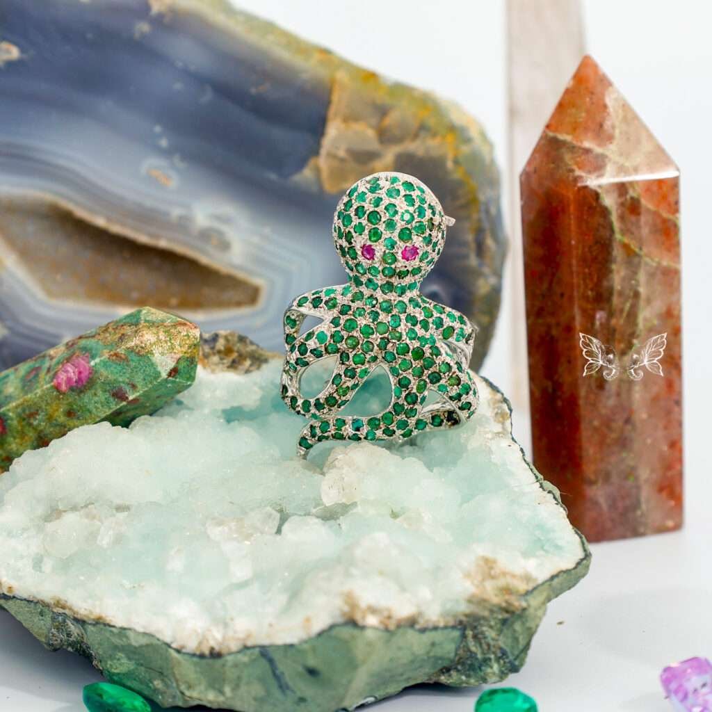 Brooch