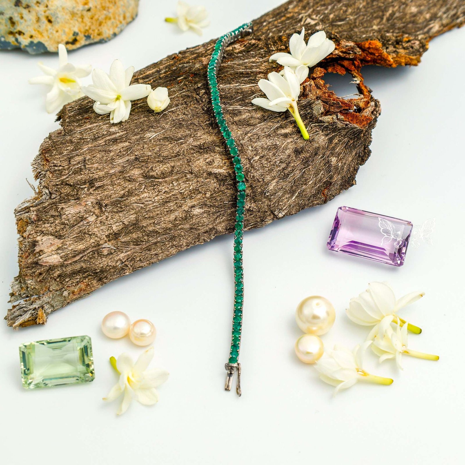 _82A2049 Emerald Tennis Bracelet
