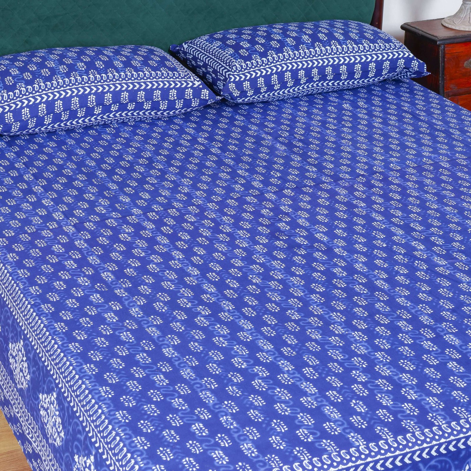 _82A9021 Indigo Print Cotton Bedsheet
