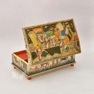 bone hand painted box n1 2 e1785878720294