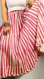 8 Meter Flare Hand Block Printed Pure Malmal Jaipuri Cotton Skirt – Reddish Pink & White - Image 3